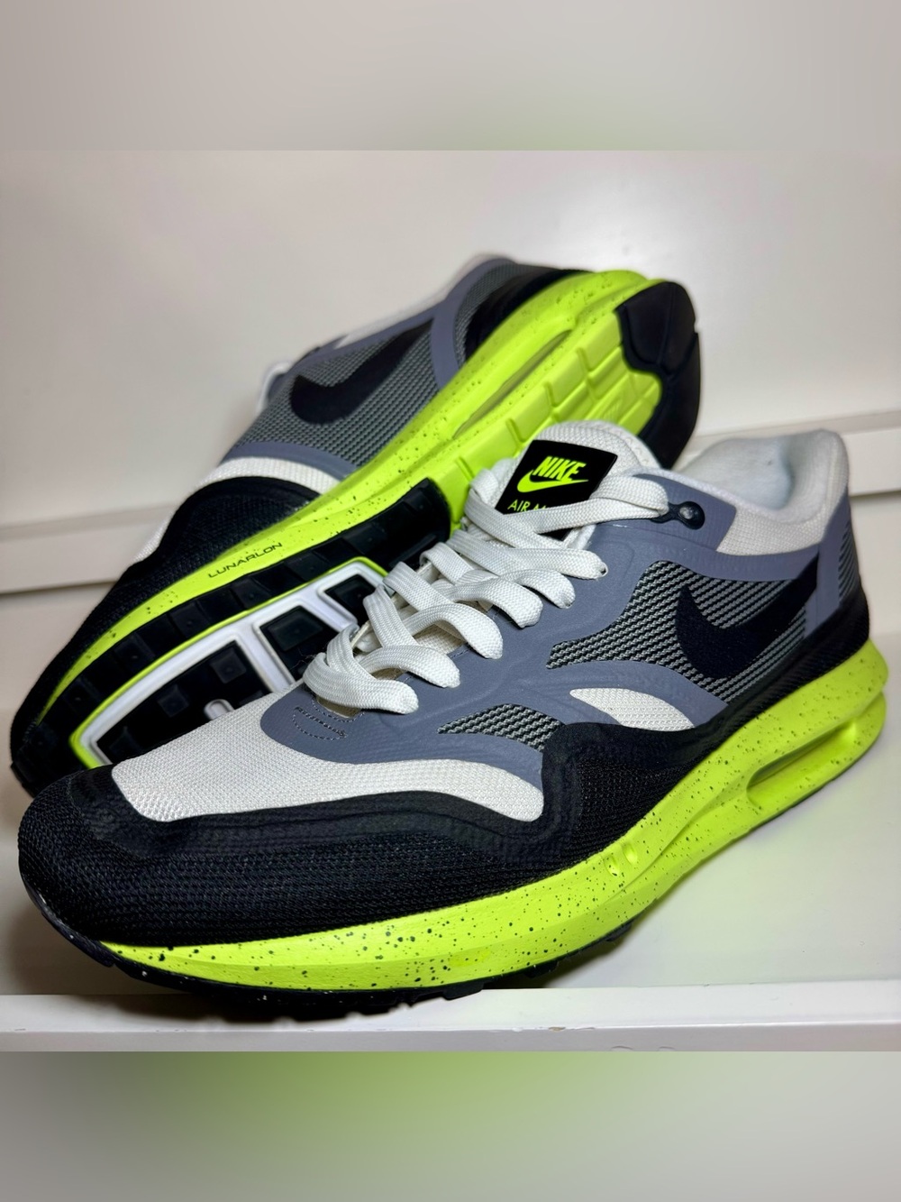 Nike Air Max Lunar 1 Black Grey Volt Men’s 10.5 Lunarlon Cushioning Excellent
